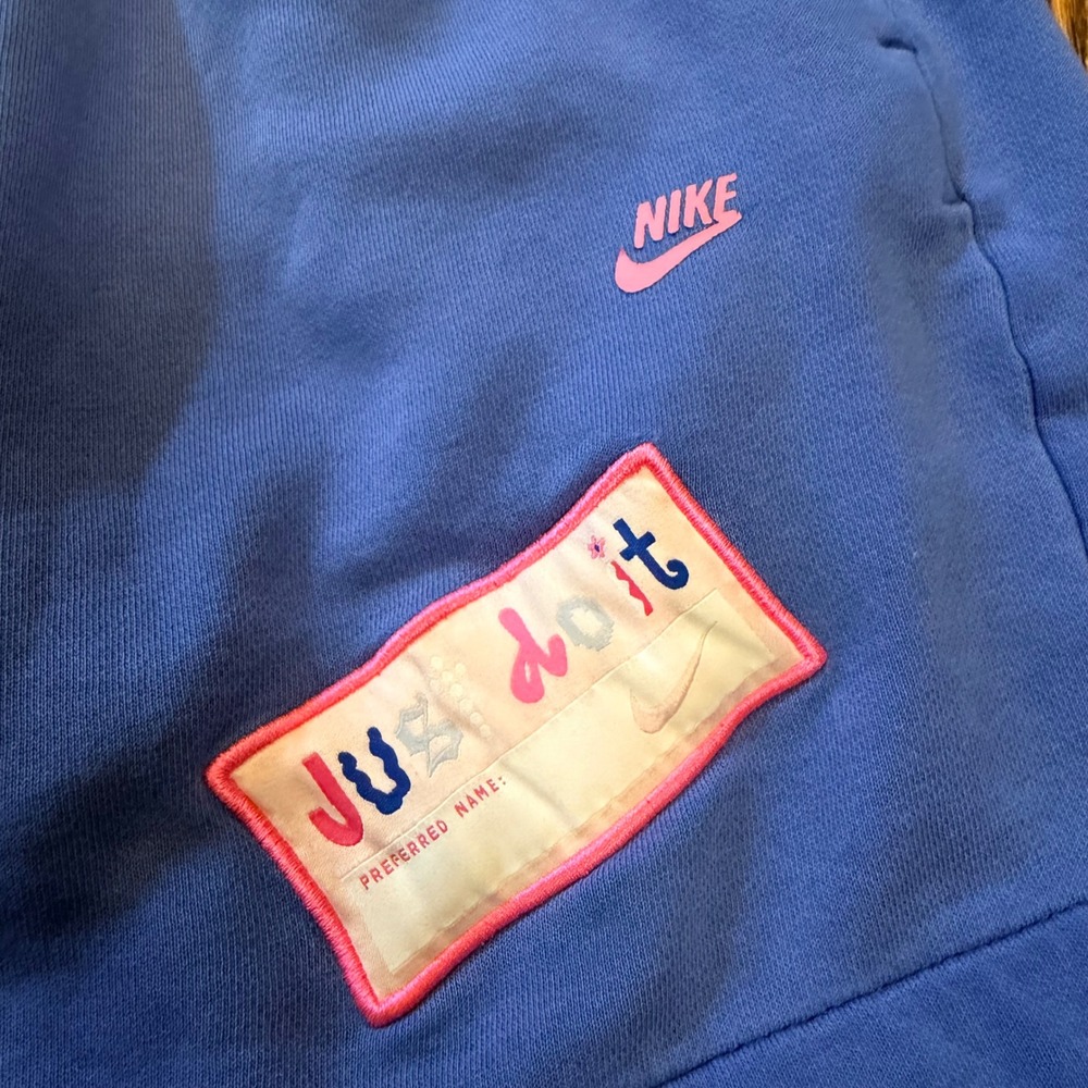 Nike FlyEase Sportswear Fleece Shorts Patch‎ Graphics Blue Kids Size Large - Picture 2 of 8